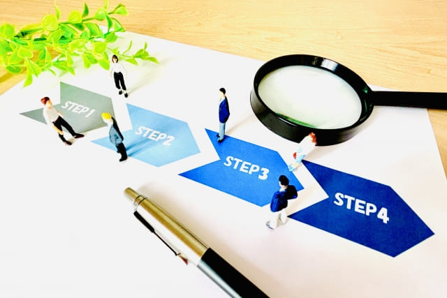 ビジネスのステップアップを表す画像